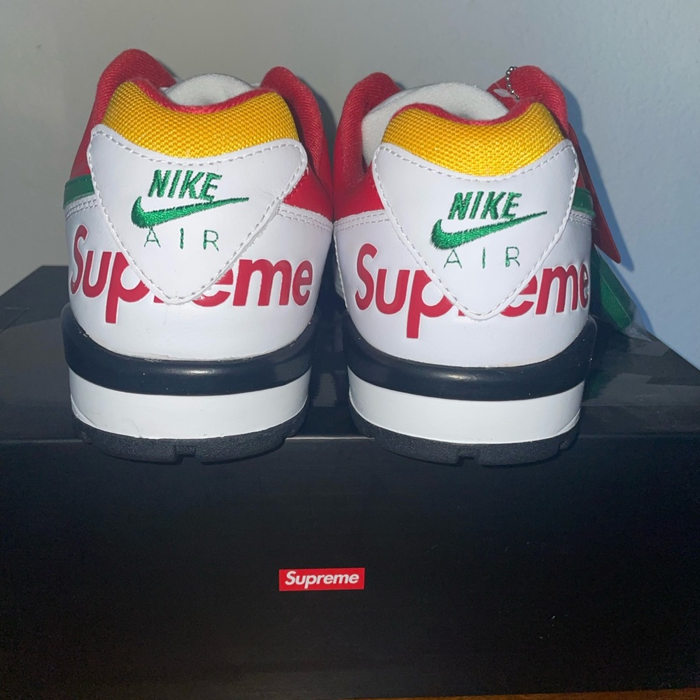 Supreme Nike cross trainer lows